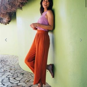 Marine Layer Corinne Wide Leg Pant in Sierra - Medium